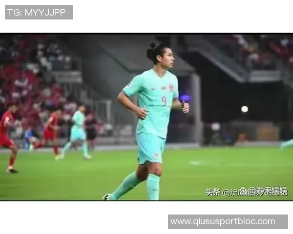 张玉宁与对方球员上半场激烈冲突各自领到黄牌引发热议